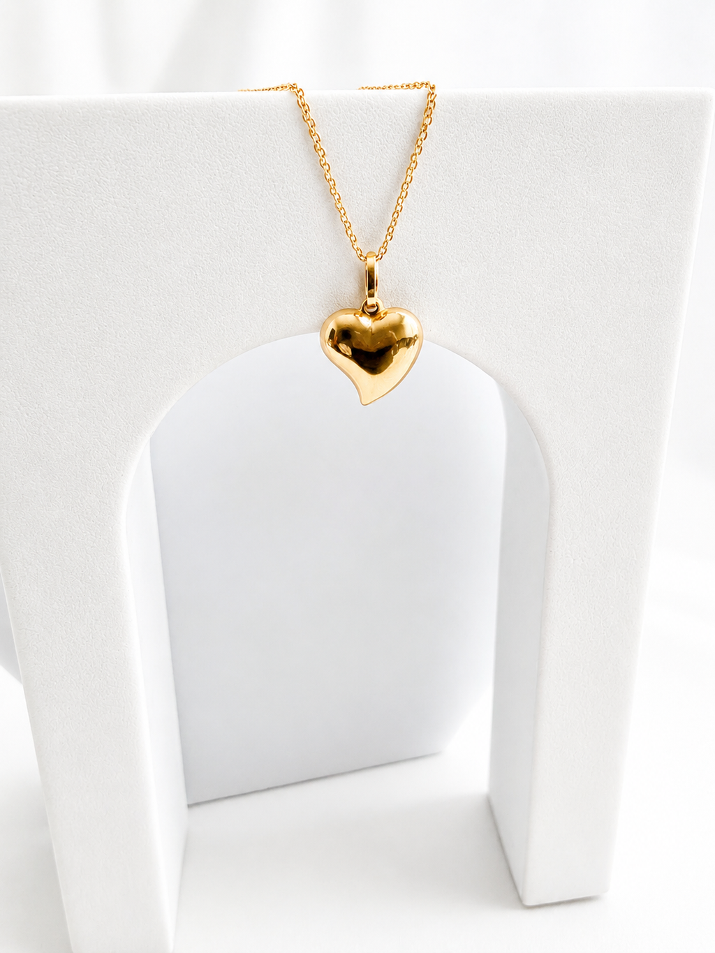 18K Solid Gold heart pendant