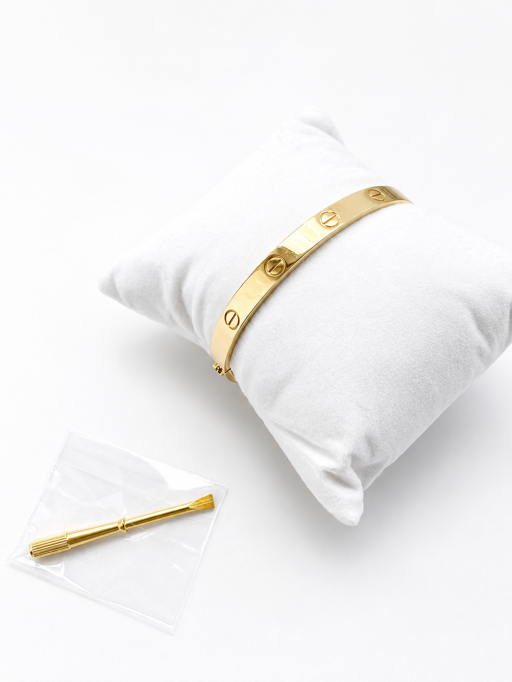 18K Solid Gold Bangle