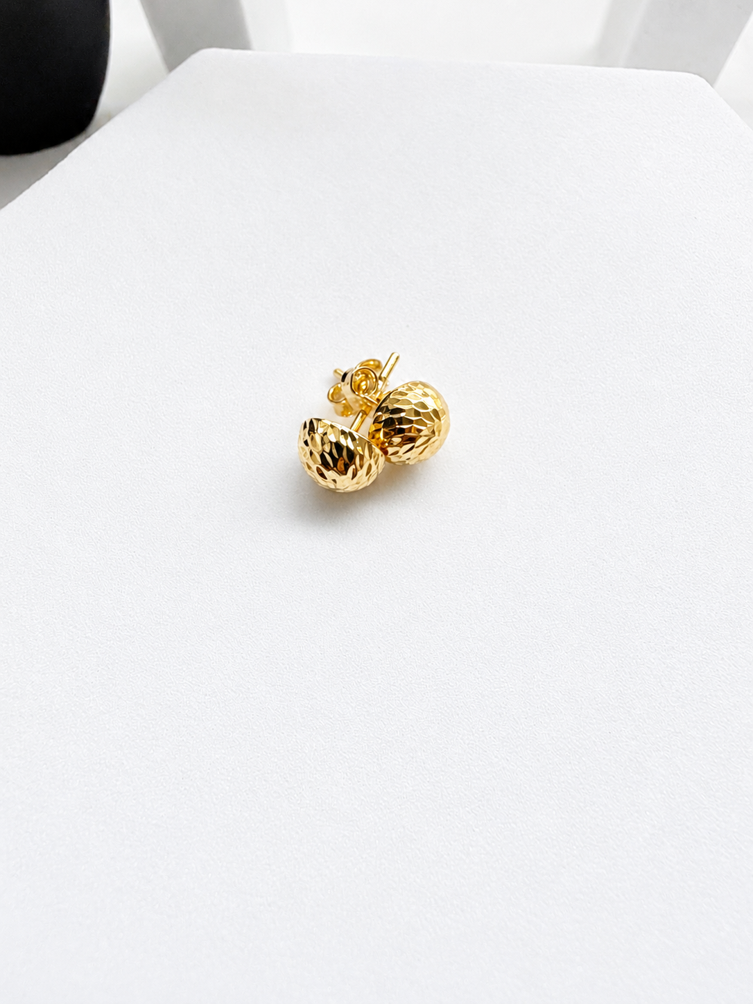 18K solid gold diamond-cut dome stud earrings