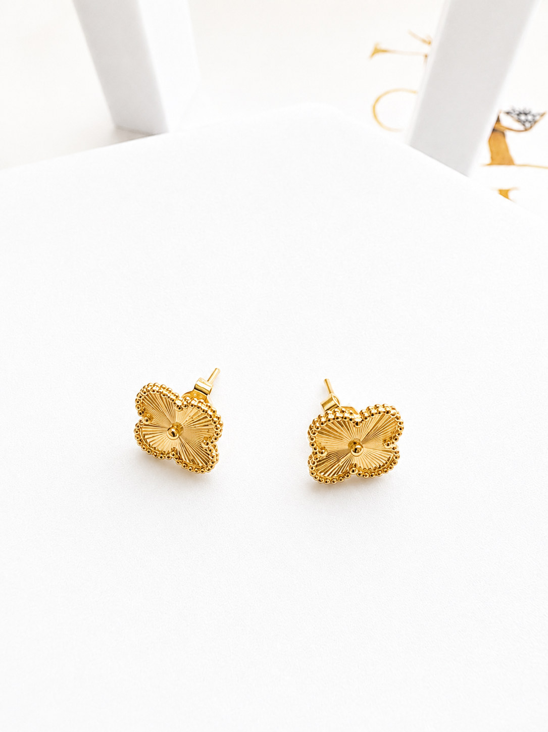 18K Solid Gold Clover Stud Earrings