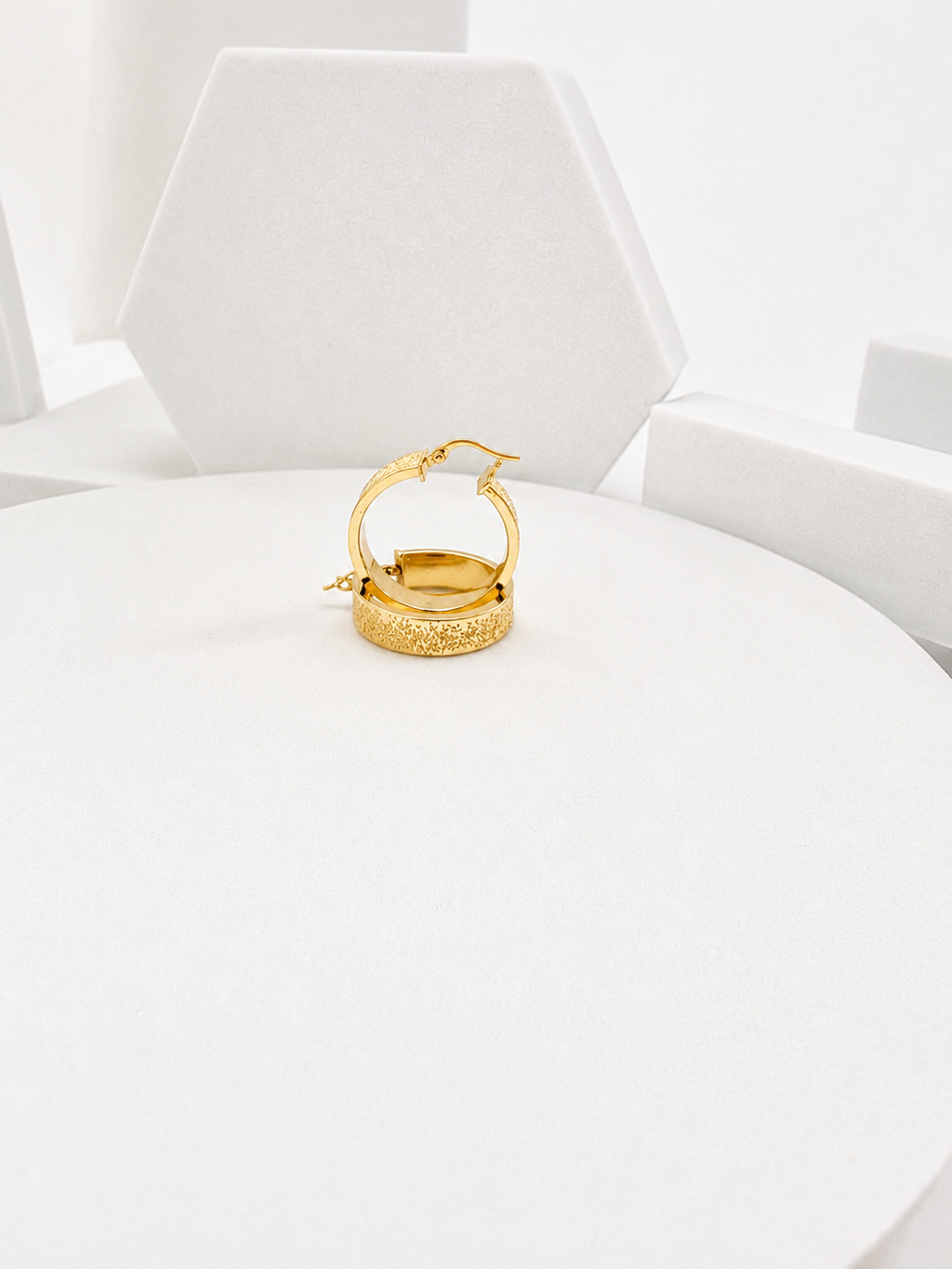 18K Solid Gold small hoop earrings