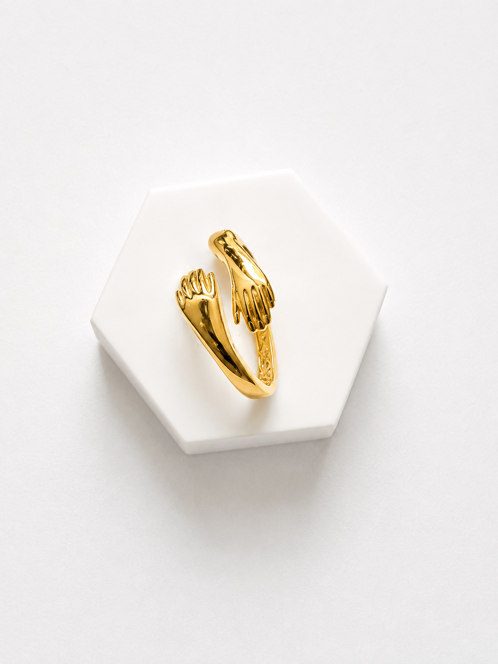 18K Solid Gold Embracing Hand Ring
