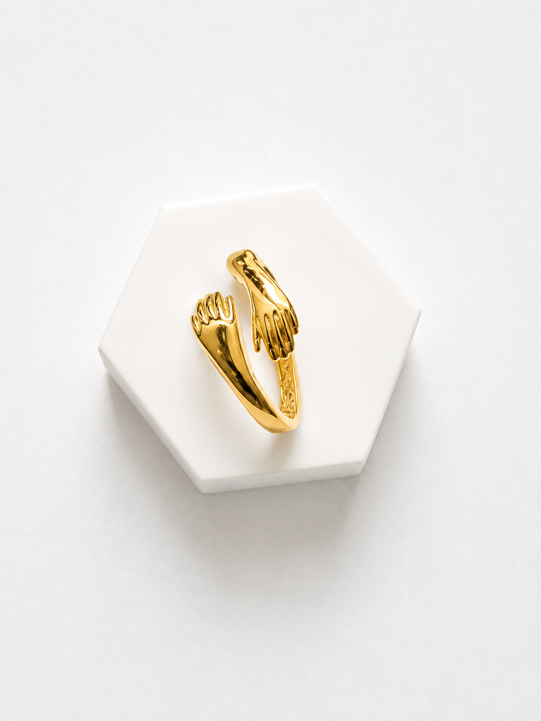 18K Solid Gold Embracing Hand Ring
