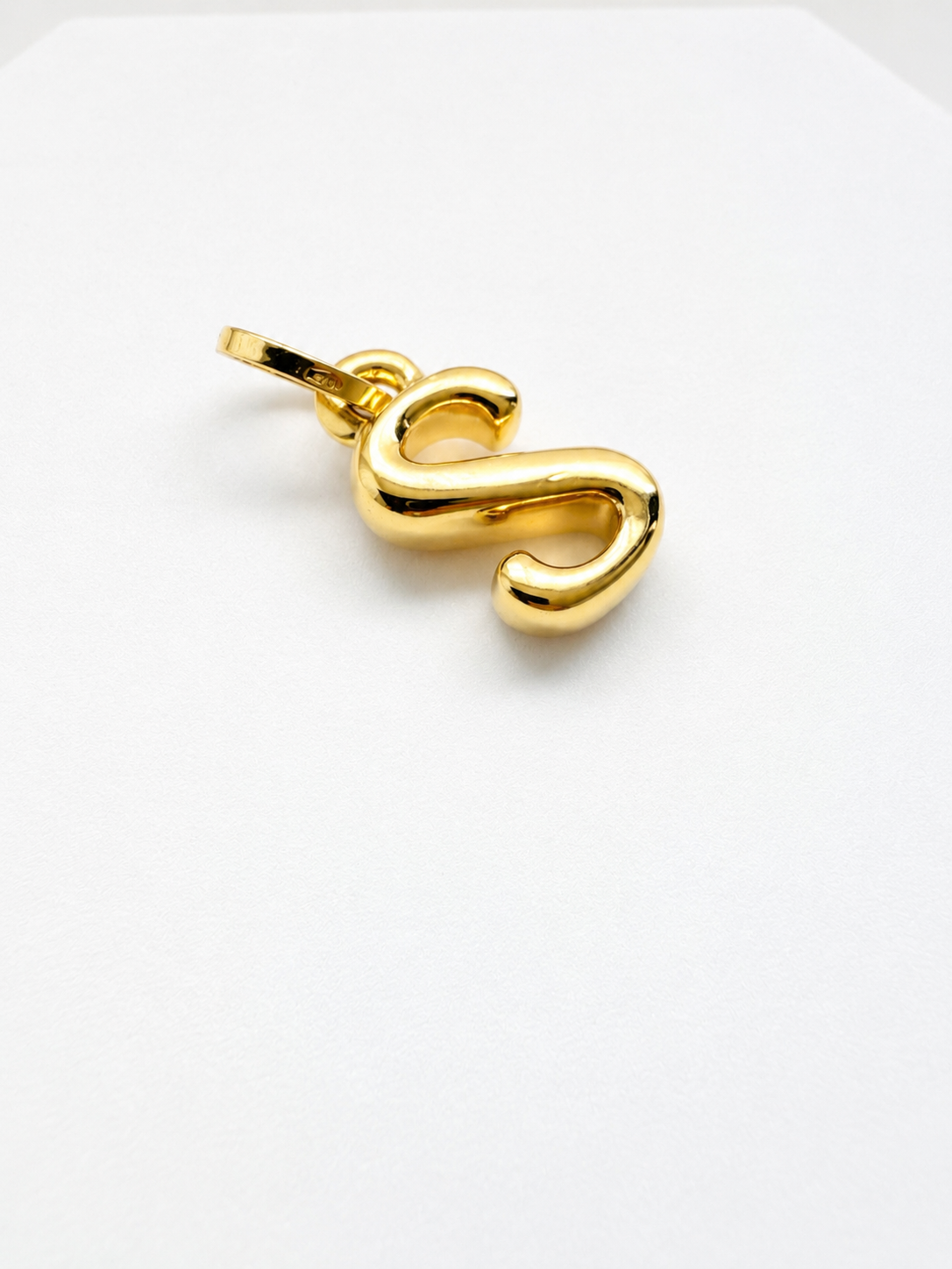 18K Solid Gold Initial “S” Pendant