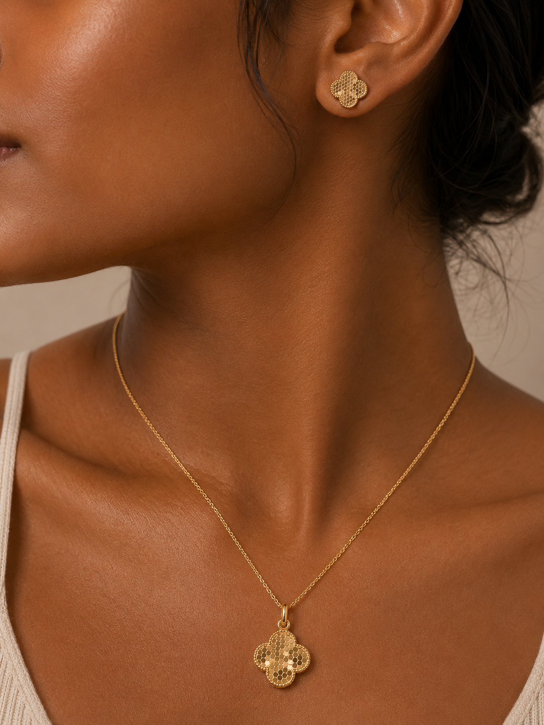 18K Solid Gold Clover Jewelry Set