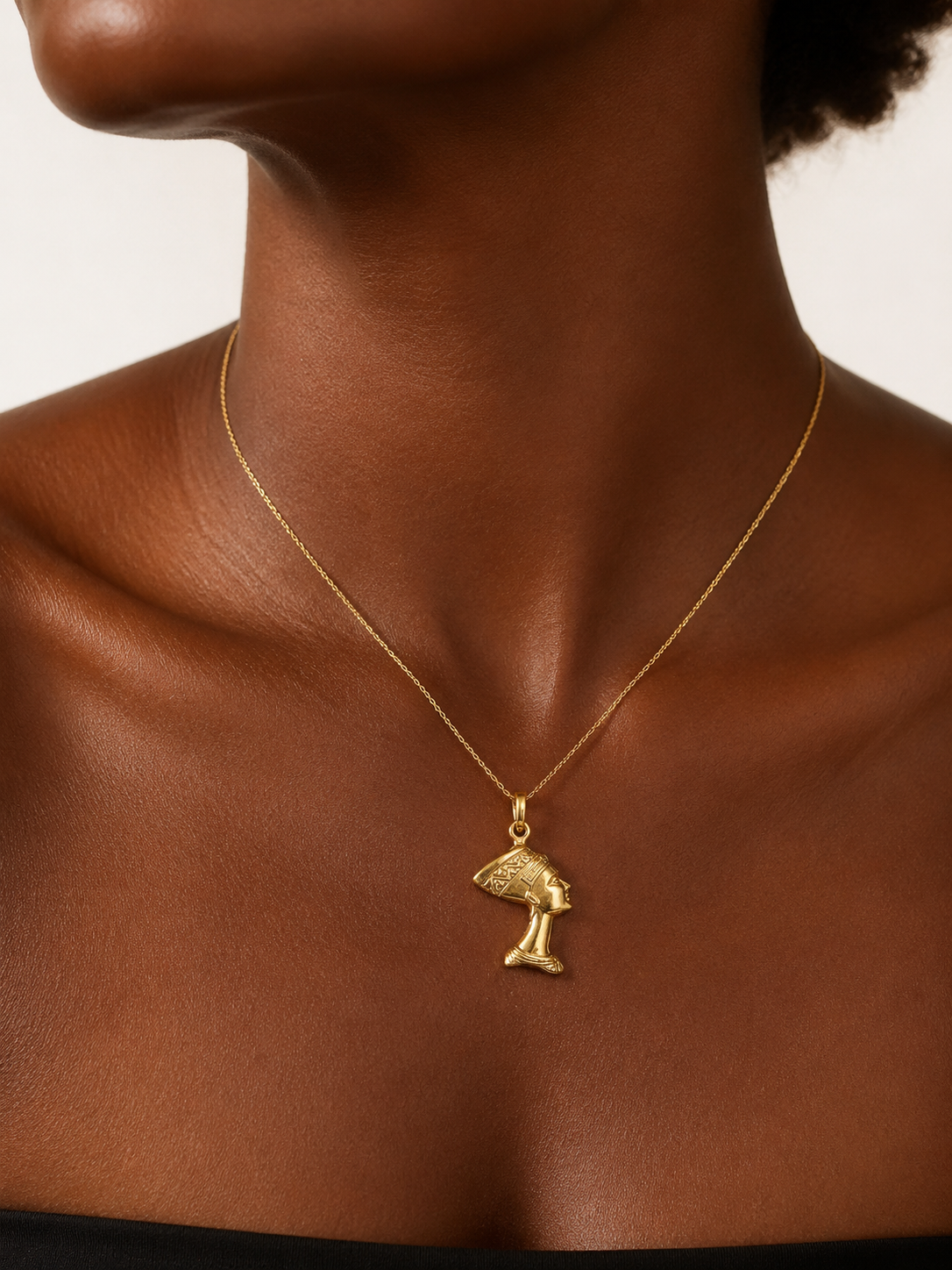 18K Solid Gold Nefertiti Pendant