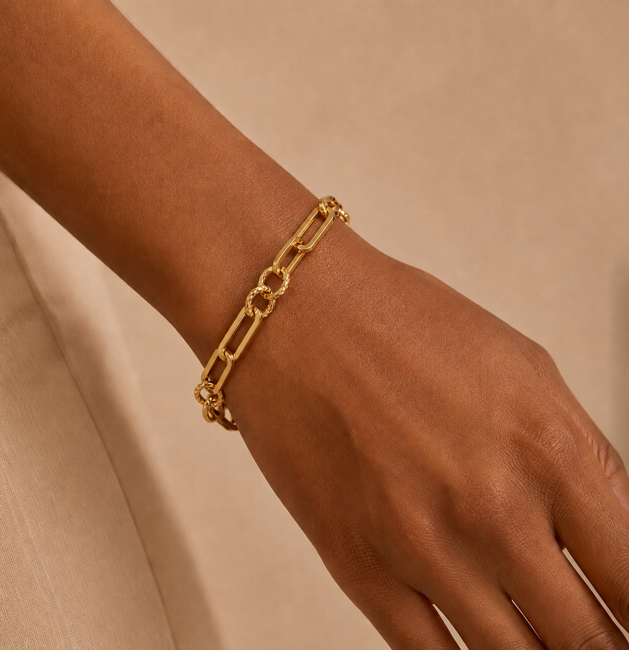 18K Solid Gold Paperclip & Textured Link Bracelet