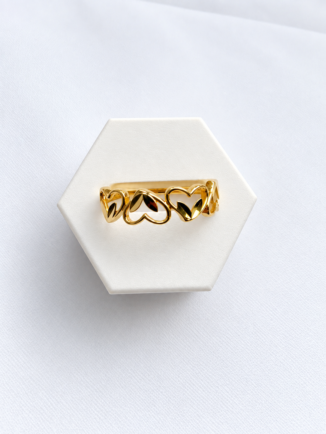 18K Solid Gold Heart Link Ring