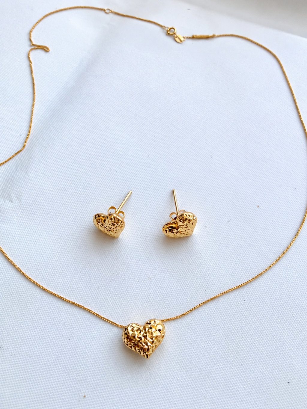 18K Solid Gold Diamond-Cut Heart Jewelry Set