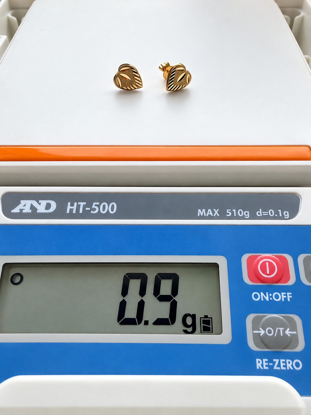 21K Solid Gold Diamond-Cut Heart Stud Earrings