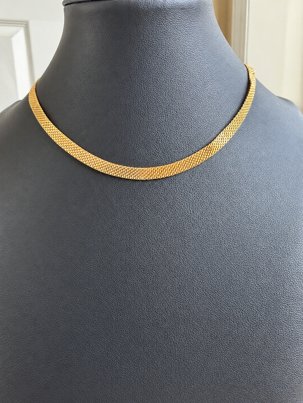 18K Solid Gold Carpet Necklace