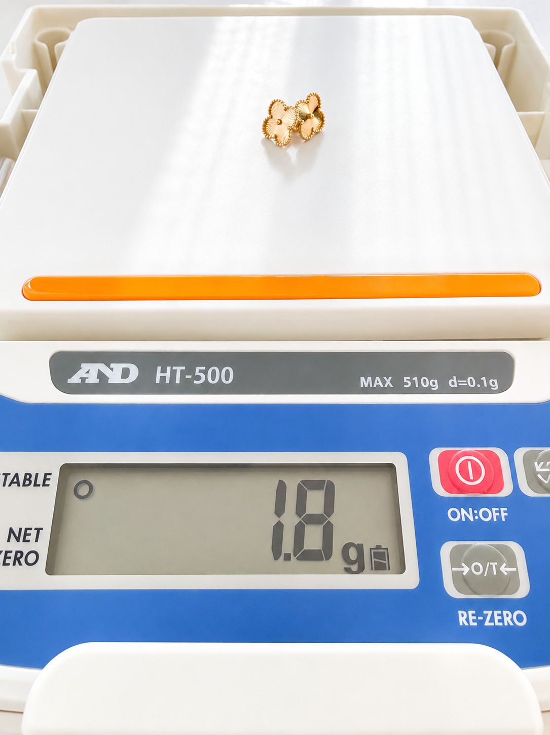 18K solid gold clover stud earrings