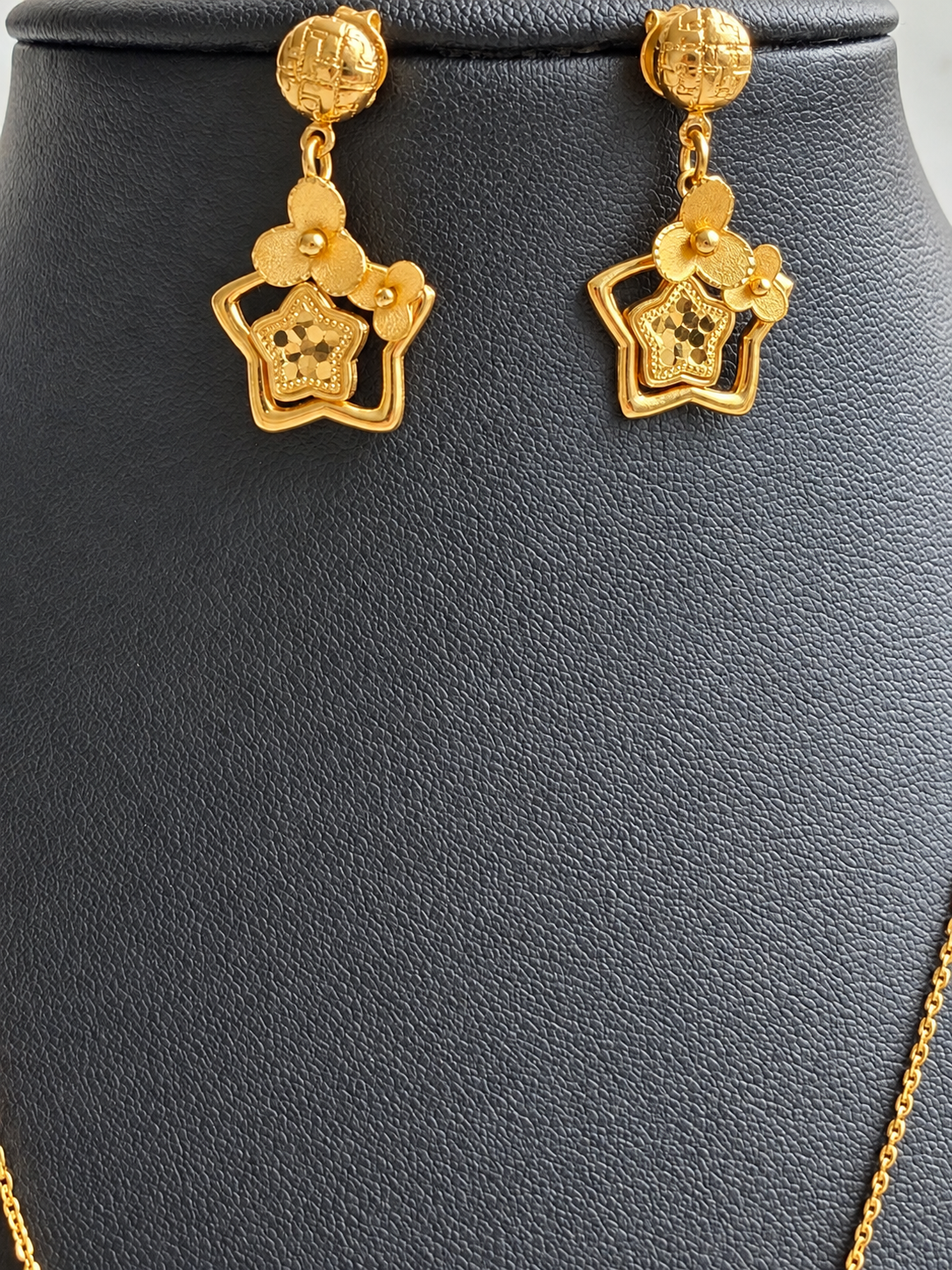 21K Solid Gold Star & Floral Jewelry Set