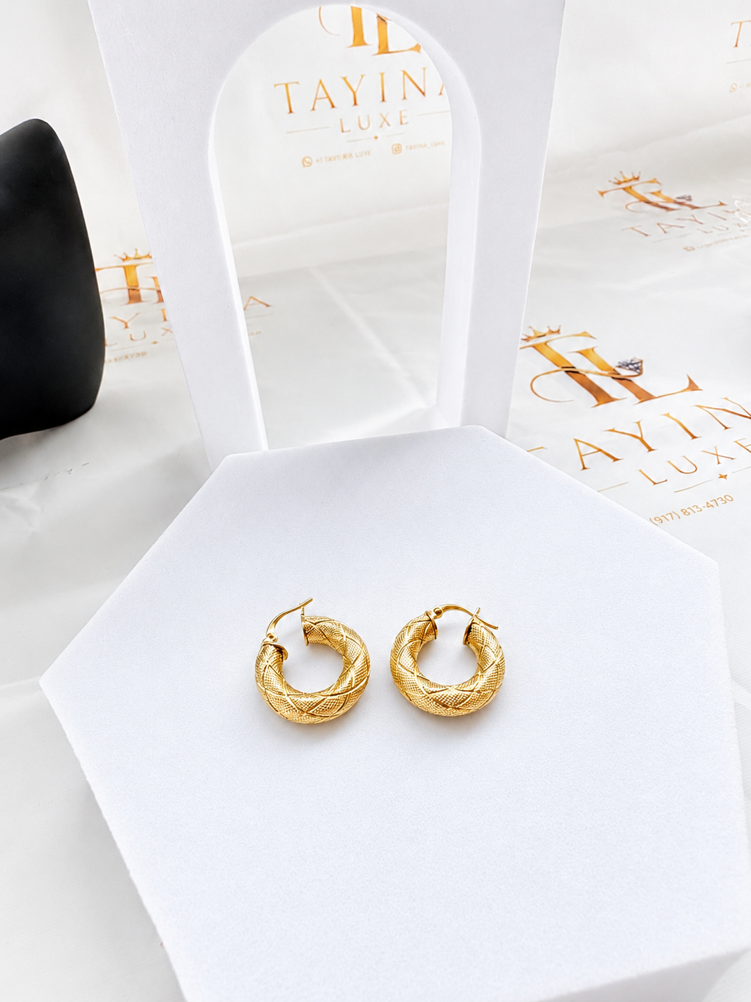 18K solid gold textured hoop earrings