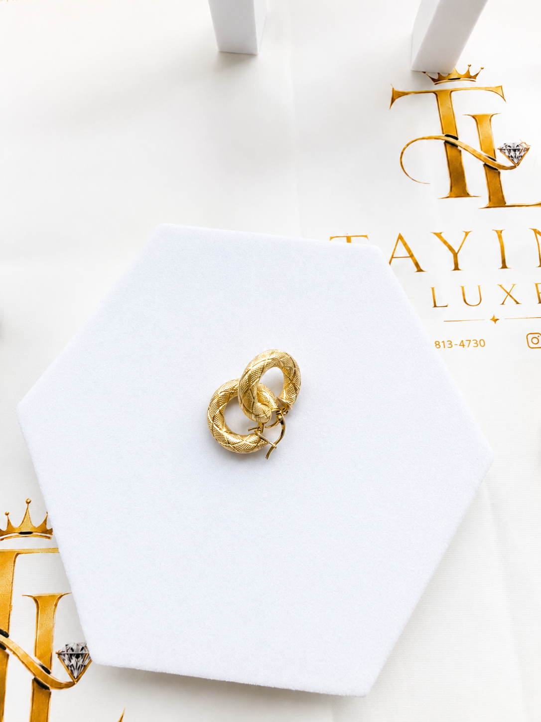18K solid gold textured hoop earrings