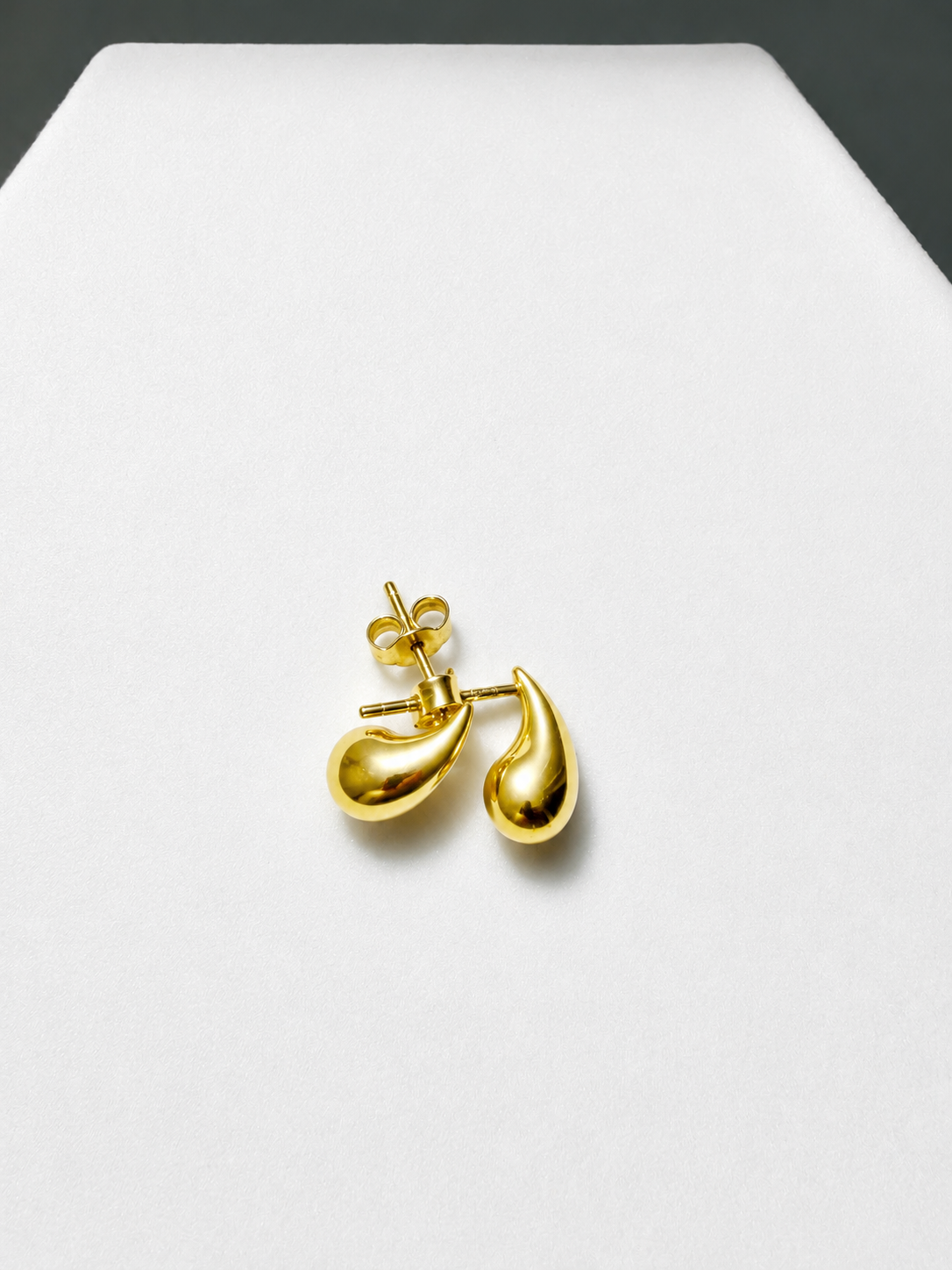 18K Solid Gold Teardrop Stud Earrings