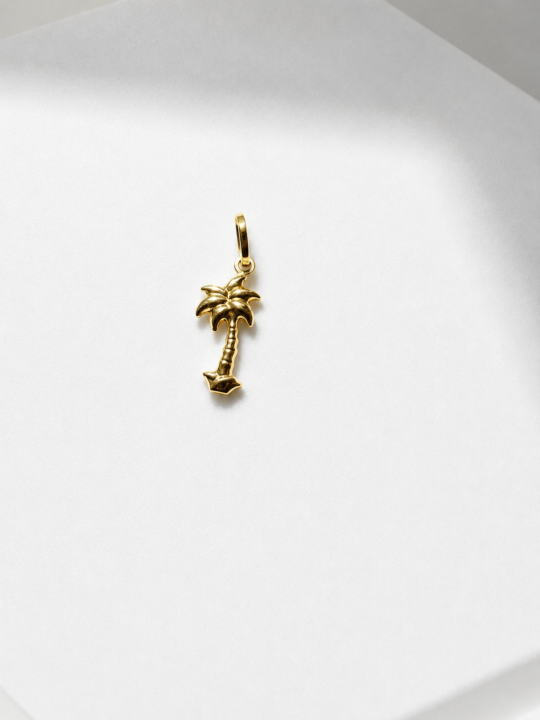 18K Solid Gold Palm Tree Pendant