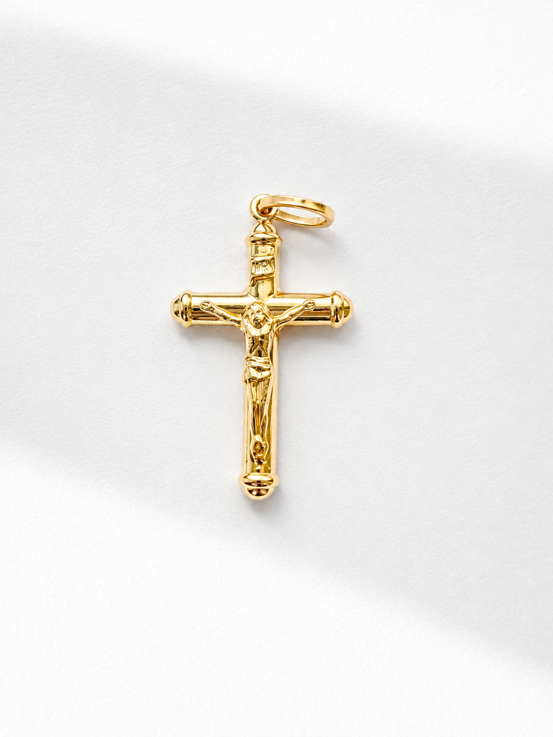 18K Solid Gold Crucifix Pendant