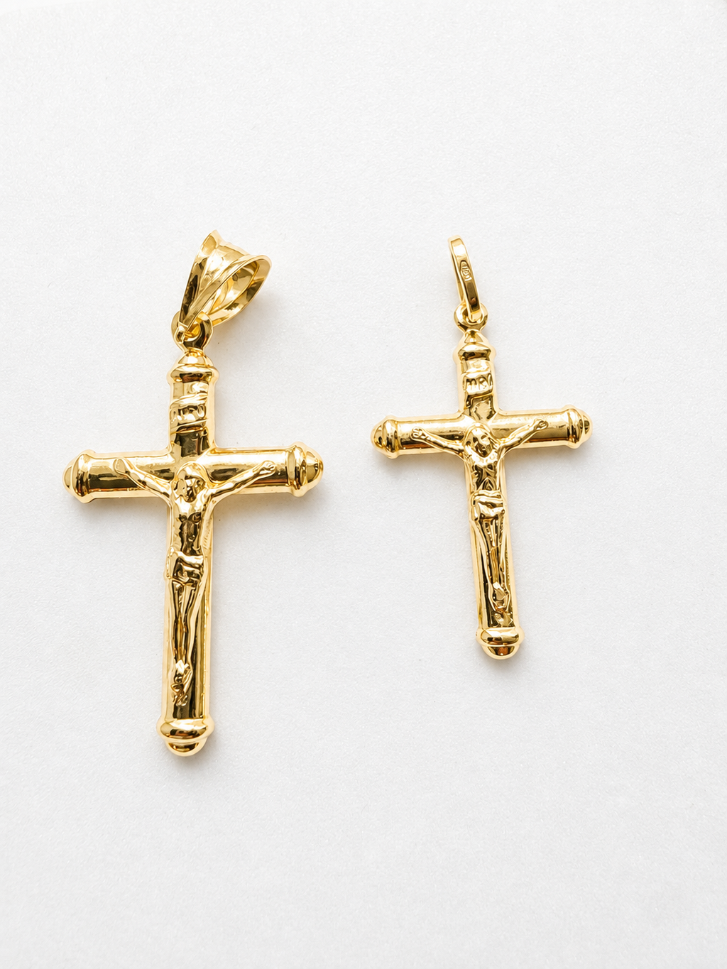 18K Solid Gold Crucifix Pendant