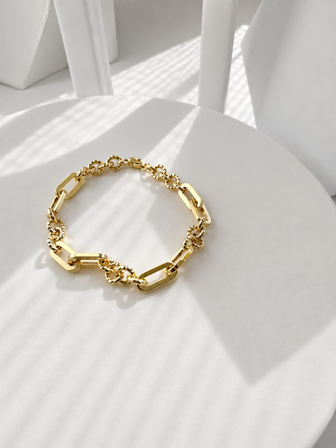 18K Solid Gold Paperclip & Textured Link Bracelet