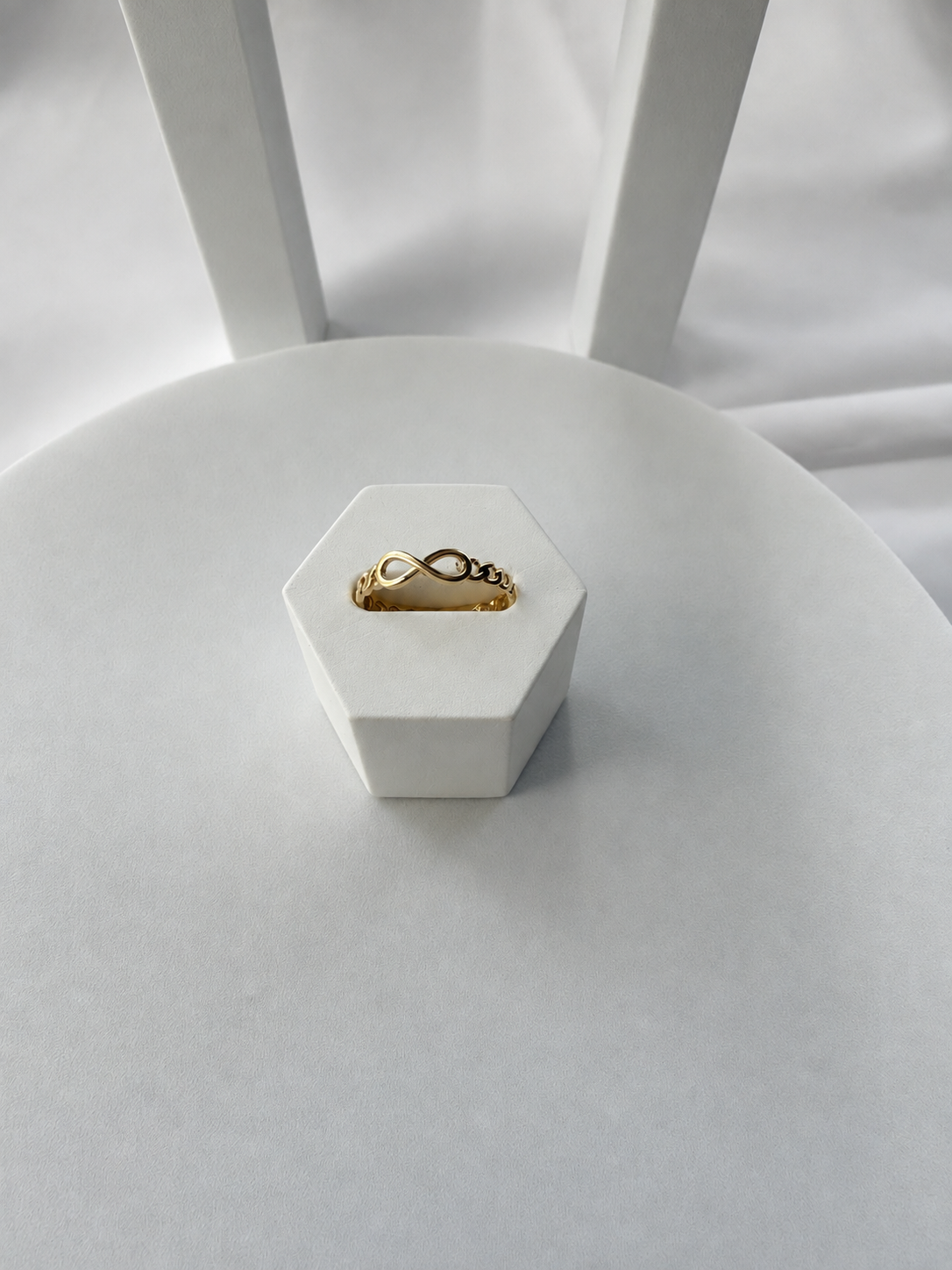 18K solid gold infinity ring