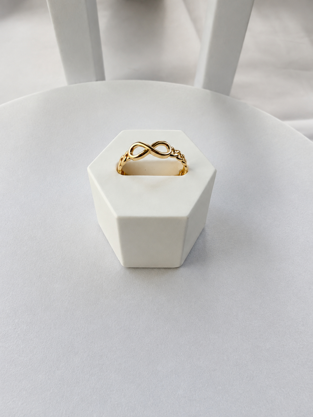 18K solid gold infinity ring