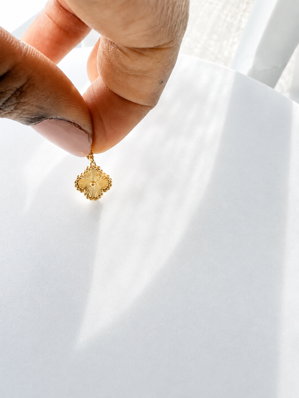 18K Solid Gold Clover Pendant