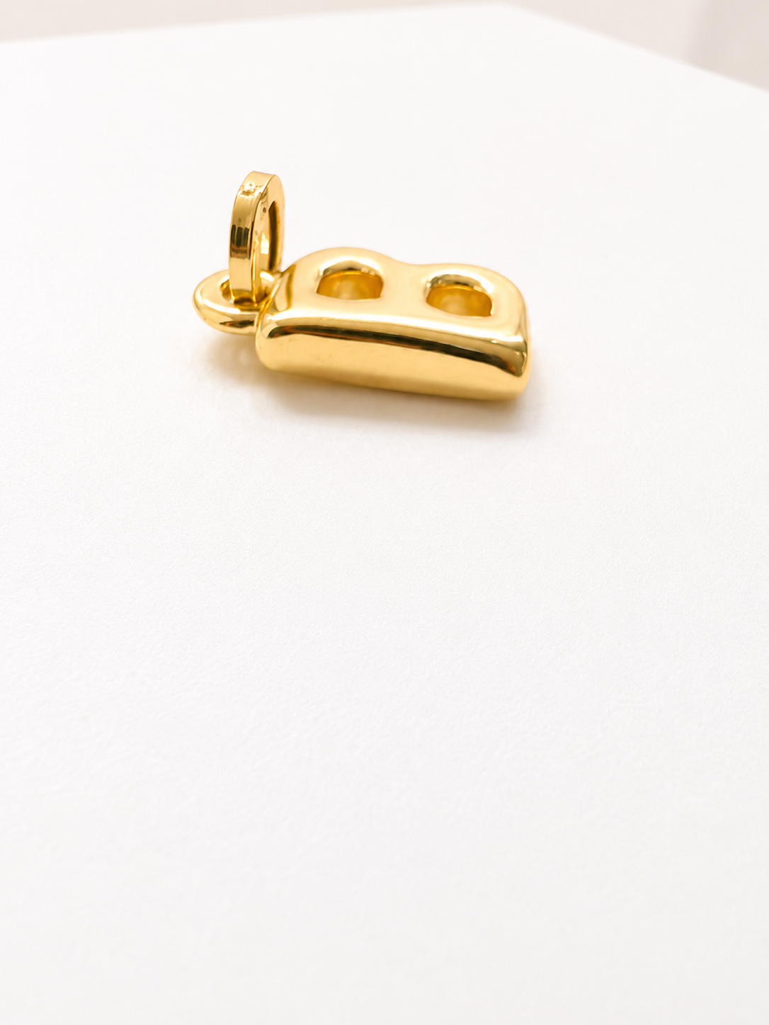 18K Solid Gold Bubble Letter “B” Pendant