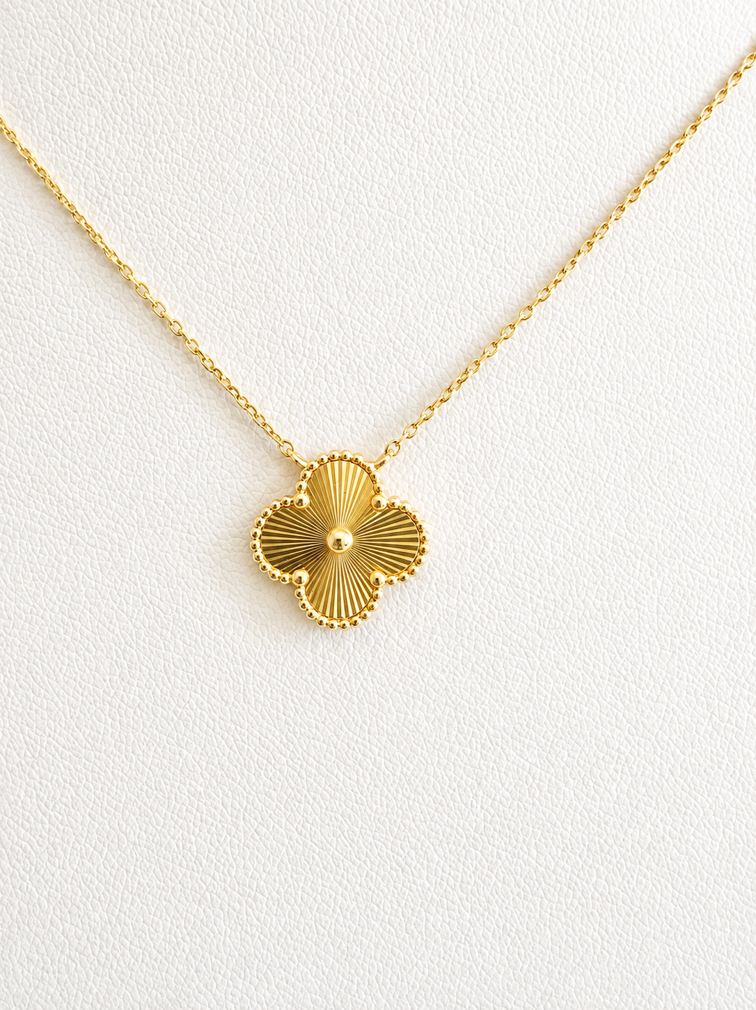 18K Solid Gold Clover Necklace