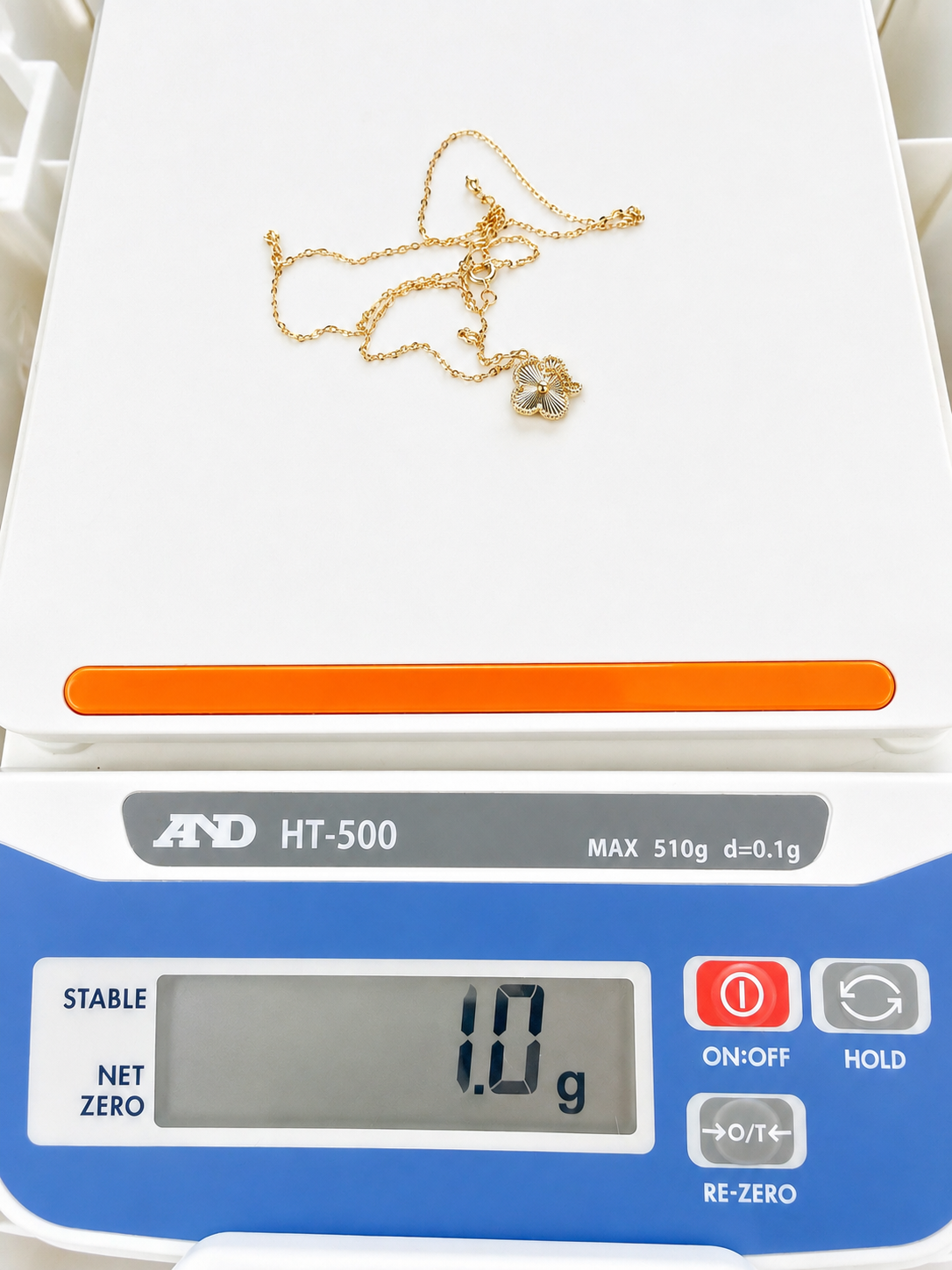18K Solid Gold Mini Clover Necklace