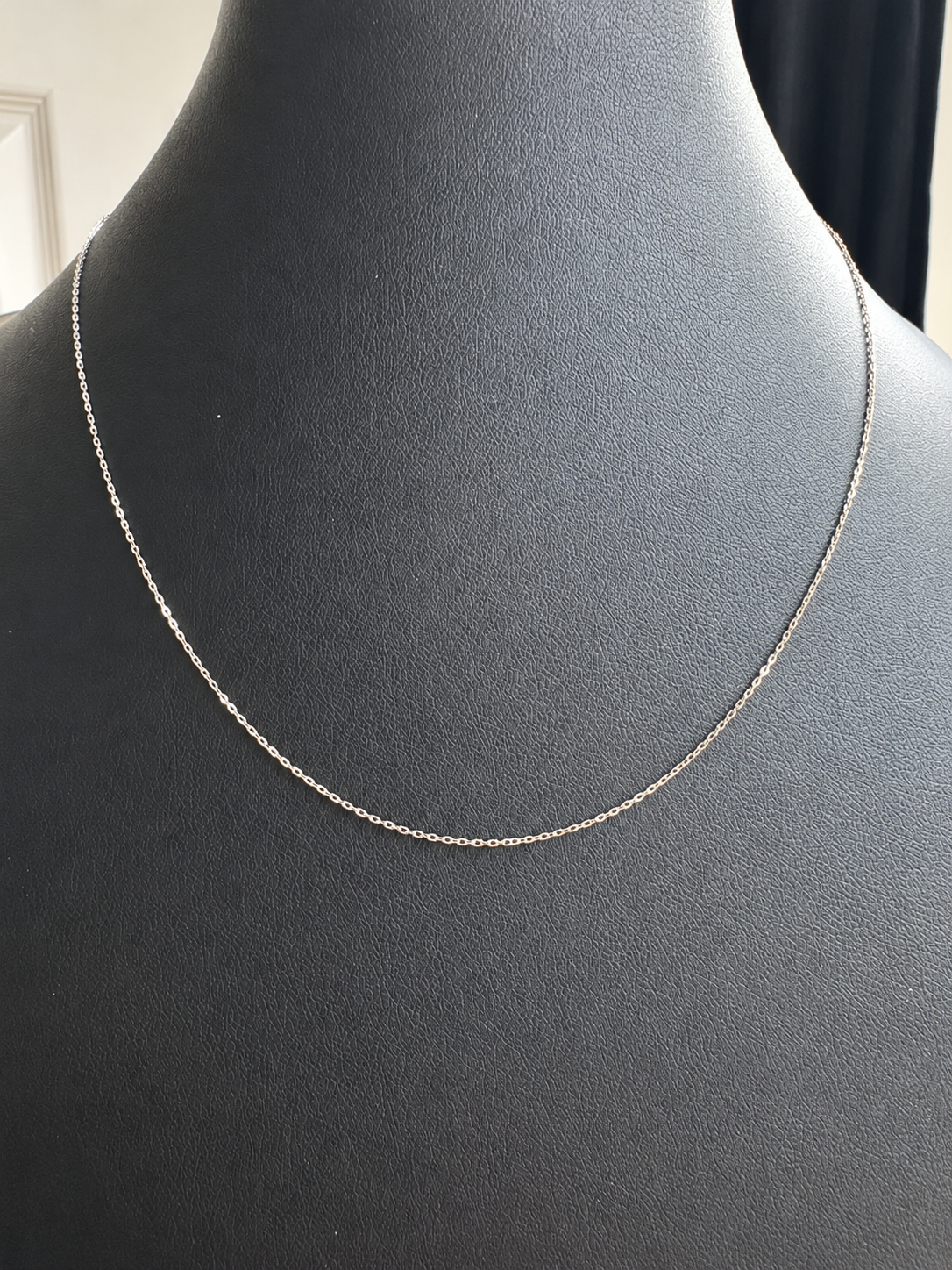 18K Classic White Gold Cable Chain Necklace