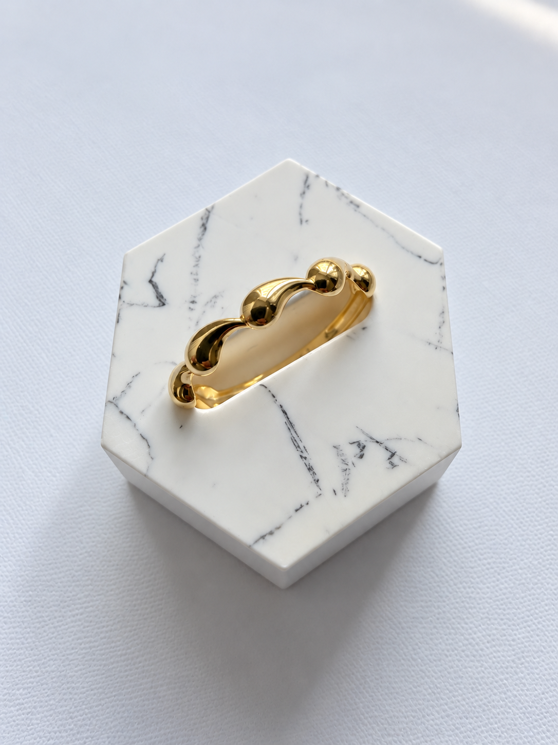 18K Solid Gold Wave Ring