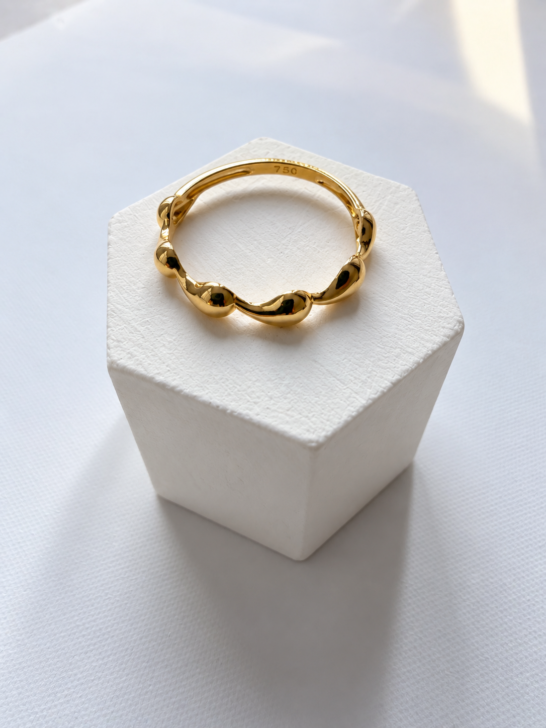 18K Solid Gold Wave Ring