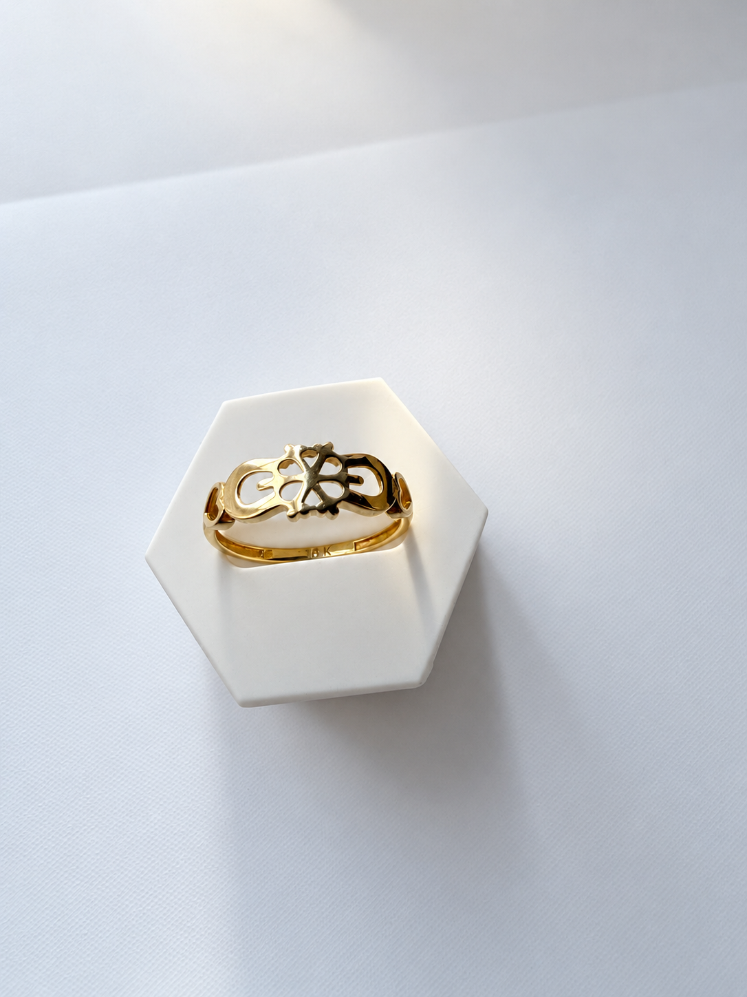 18K Solid Floral Ring