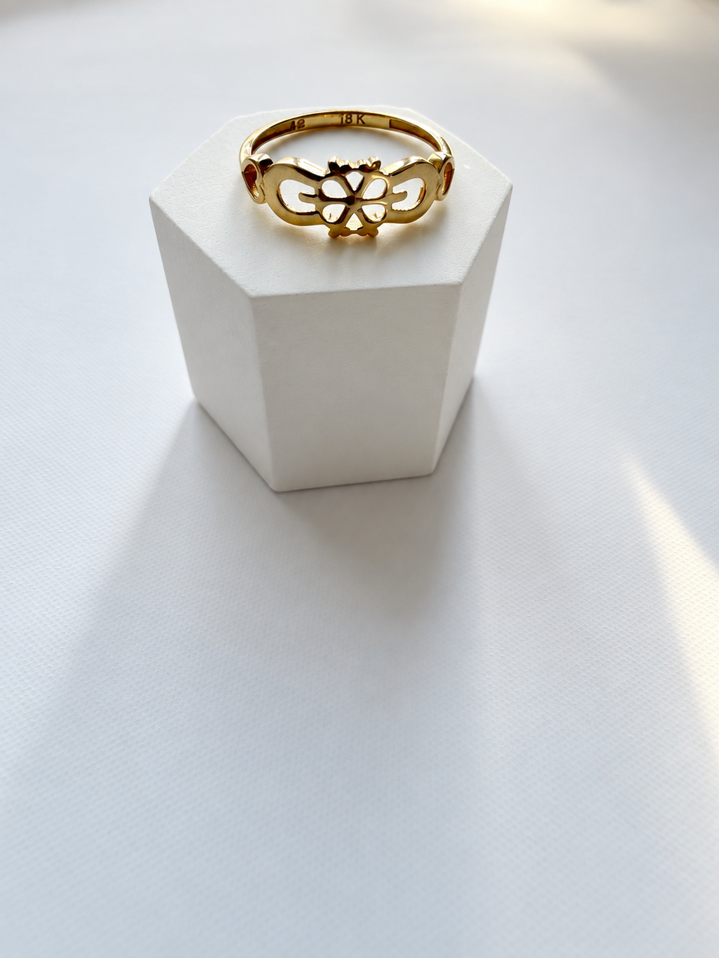 18K Solid Floral Ring