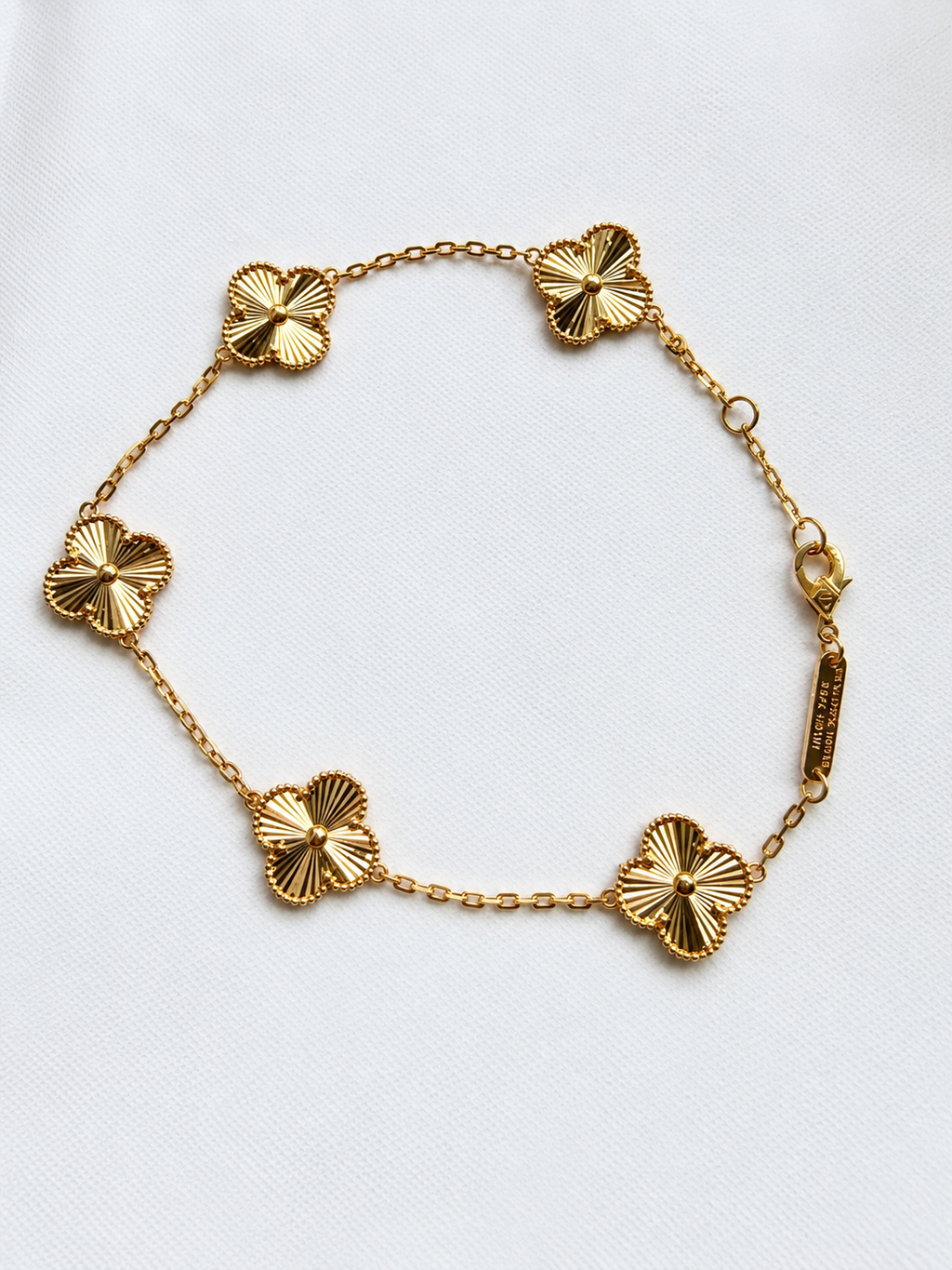 18K Gold Five-Motif Clover Bracelet