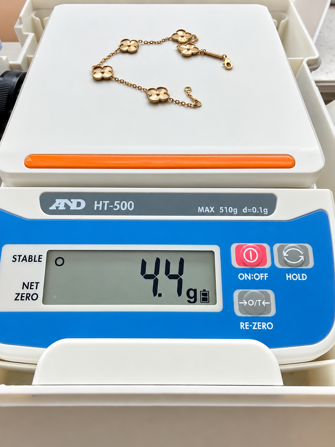 18K Gold Five-Motif Clover Bracelet