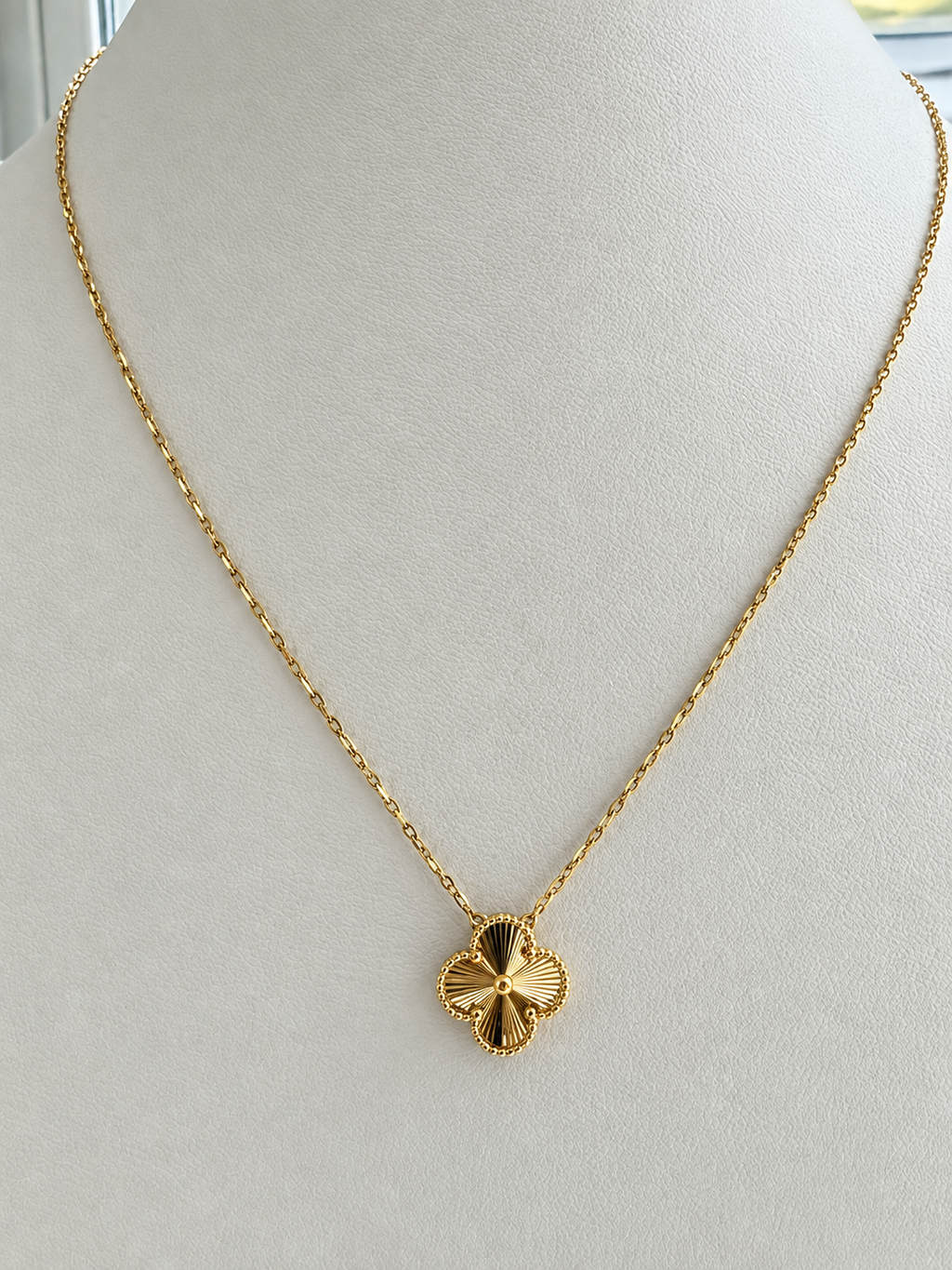18K Solid Gold Clover Pendant Necklace