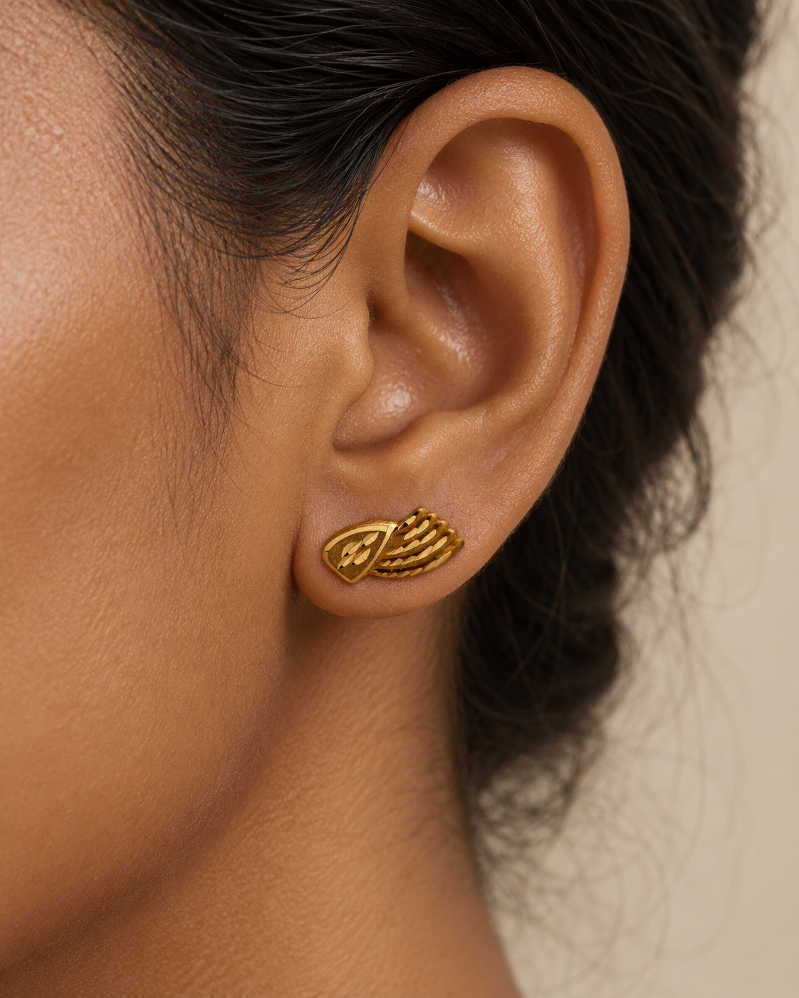 21K Solid Gold Wing Leaf-Inspired Stud Earrings
