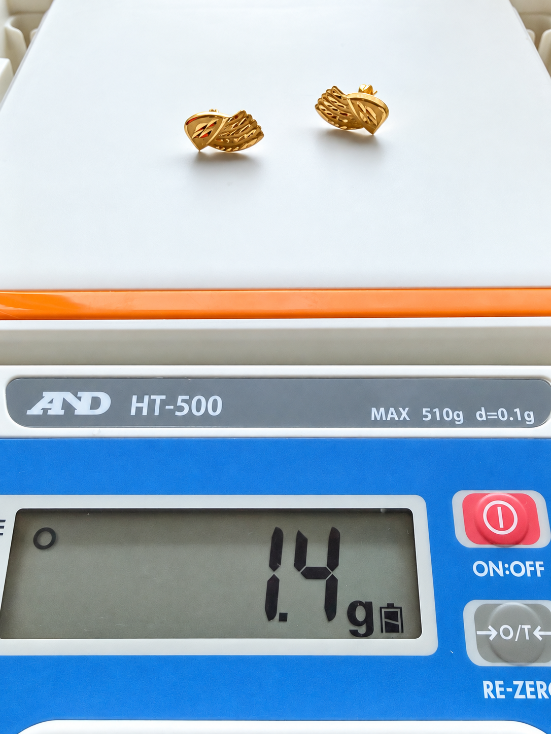 21K Solid Gold Wing Leaf-Inspired Stud Earrings