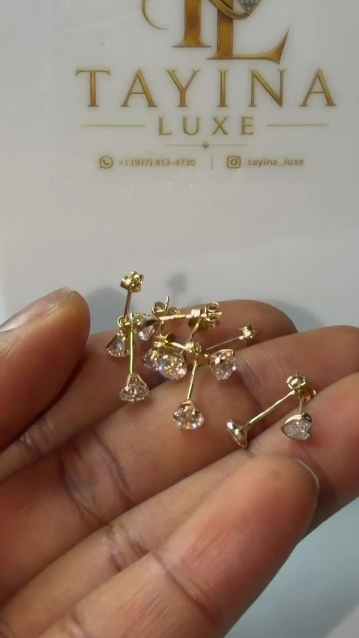 18K Classic Gold Stud Earrings with stone